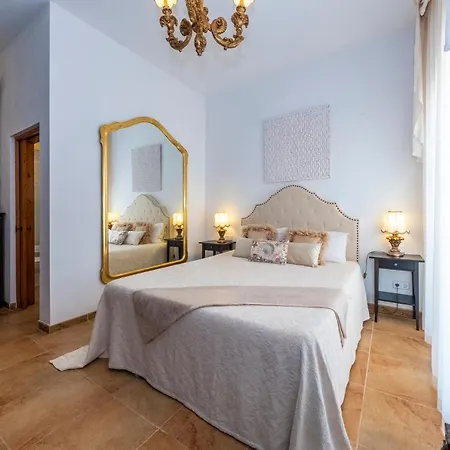 Palazzo Florentia - De Lujo Italiano Para 10 Personas Villa Sant Lluís